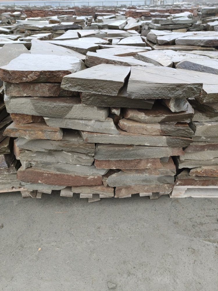 Плитняк песчаник серо-зелёный для мощения 60-65 мм купить в Чернушке