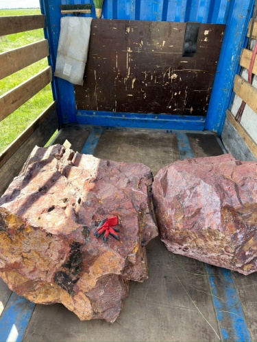 Ландшафтные глыбы красно-фиолетовые 200-1000 килограмм купить в Чернушке