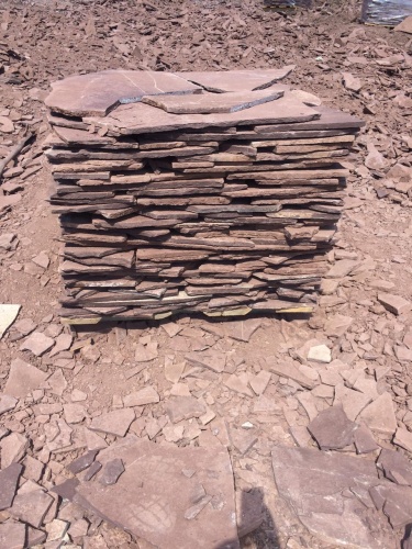 Плитняк лемезит бордовый для цоколя 1,5-2 см купить в Чернушке