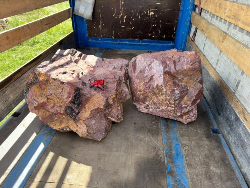 Ландшафтные глыбы красно-фиолетовые 200-1000 килограмм купить в Чернушке