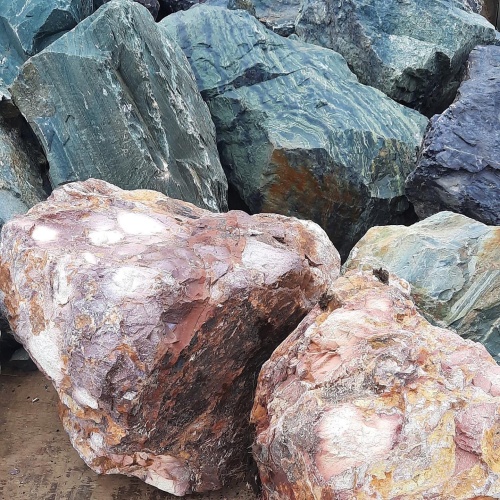 Ландшафтные глыбы красно-фиолетовые 200-1000 килограмм купить в Чернушке