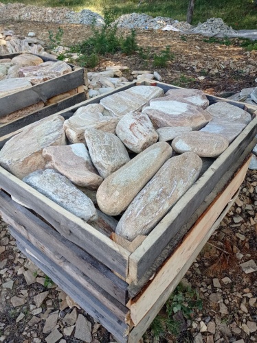 Златолит жёлтый, жёлто-зелёный глыбки и валуны для ланшафтного дизайна купить в Чернушке