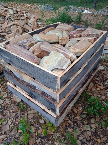 Златолит жёлтый, жёлто-зелёный глыбки и валуны для ланшафтного дизайна купить в Чернушке