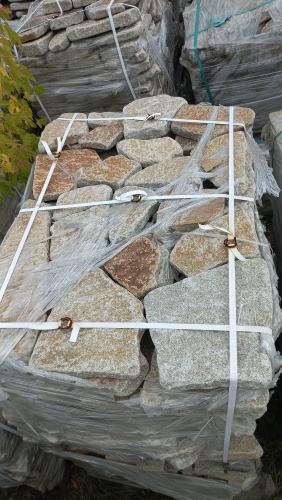 Плитняк галтованный гранитный для ландшафтного дизайна купить в Чернушке