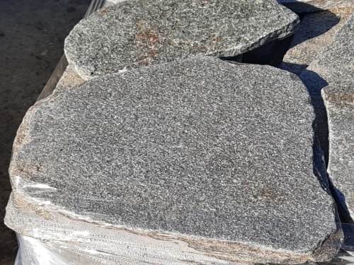 Златолит серебристый галтованный для цоколя купить в Чернушке